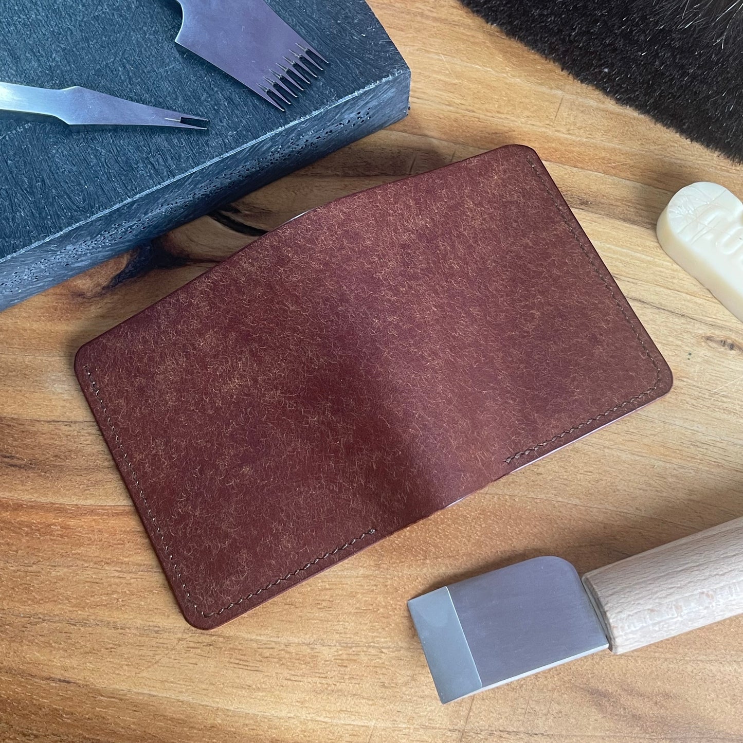 Lark Wallet - Pueblo Leather in 7 Colours